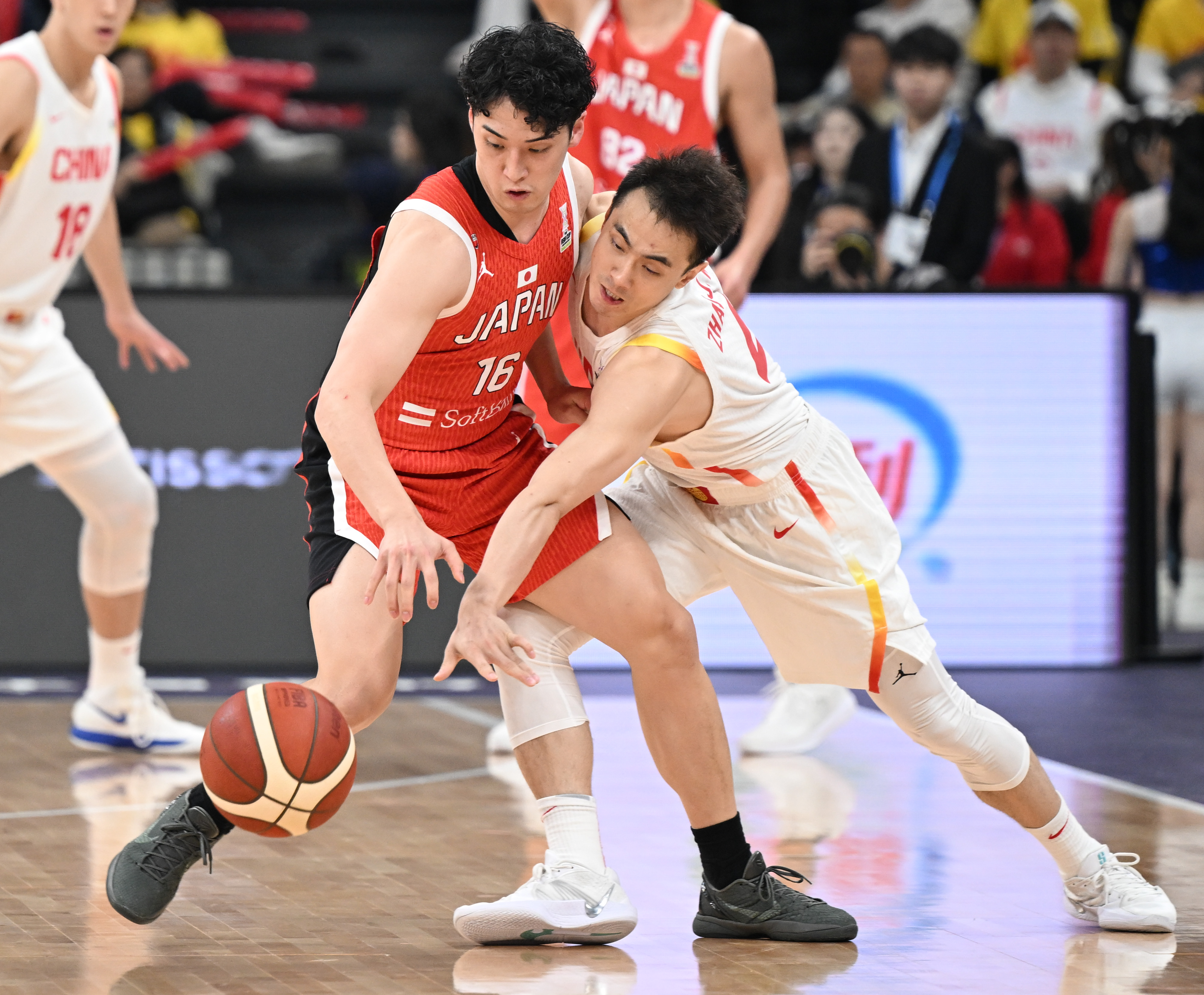 包含亚太地区篮球锦标赛备战工作全面展开的词条