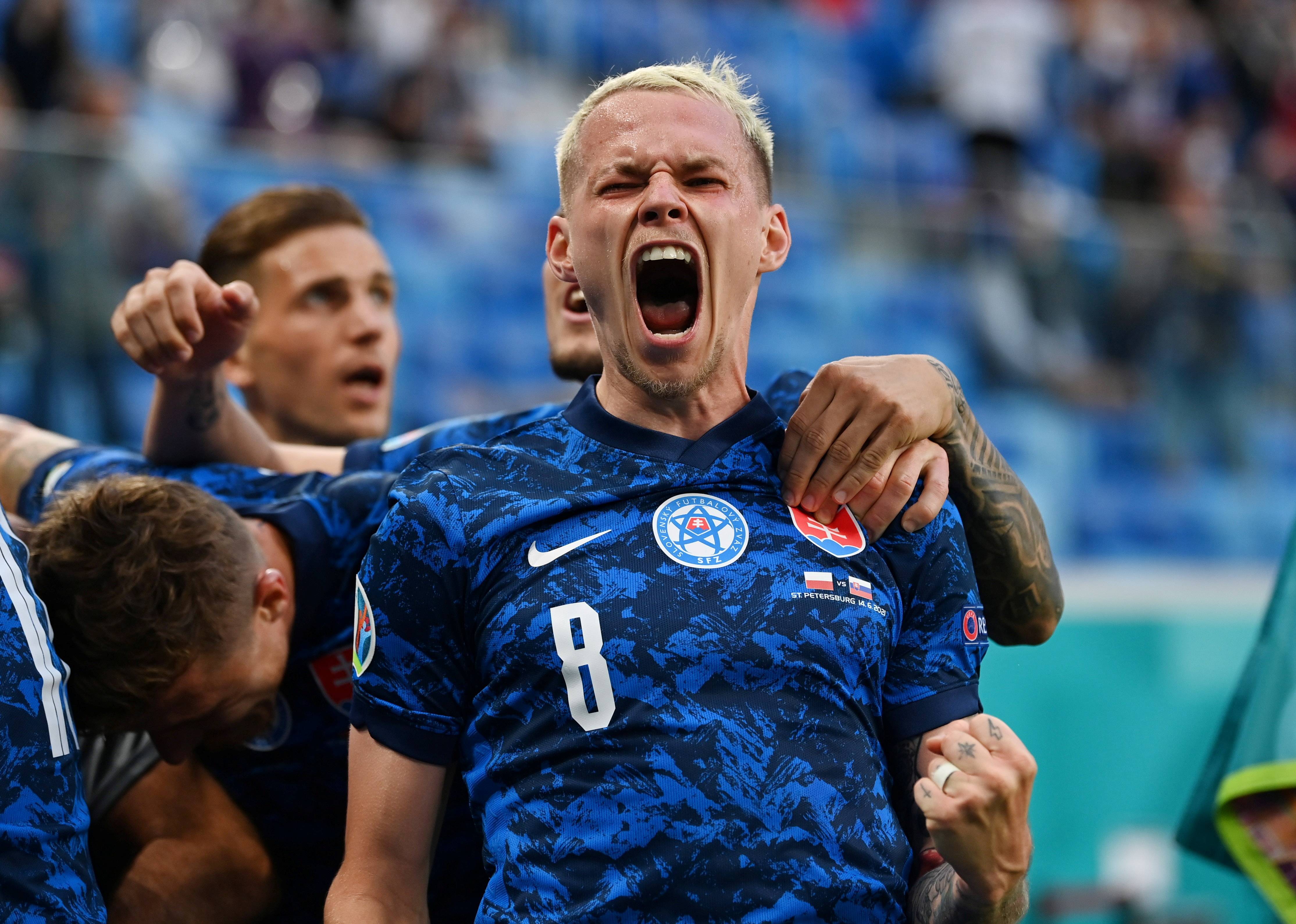 开云体育APP下载-瑞典队在欧国联比赛中展现出色实力的简单介绍