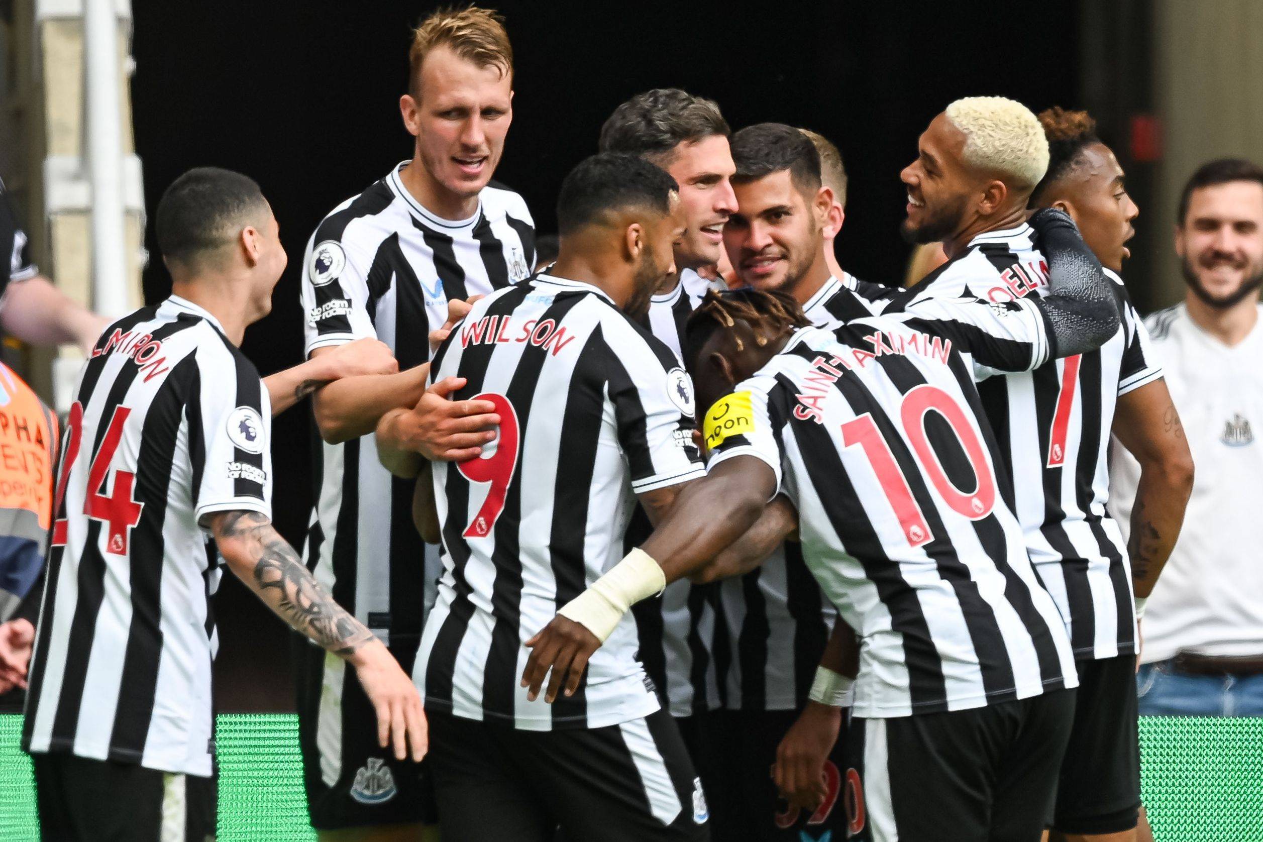 莱斯特城实现四连胜，球队信心急速膨胀的简单介绍