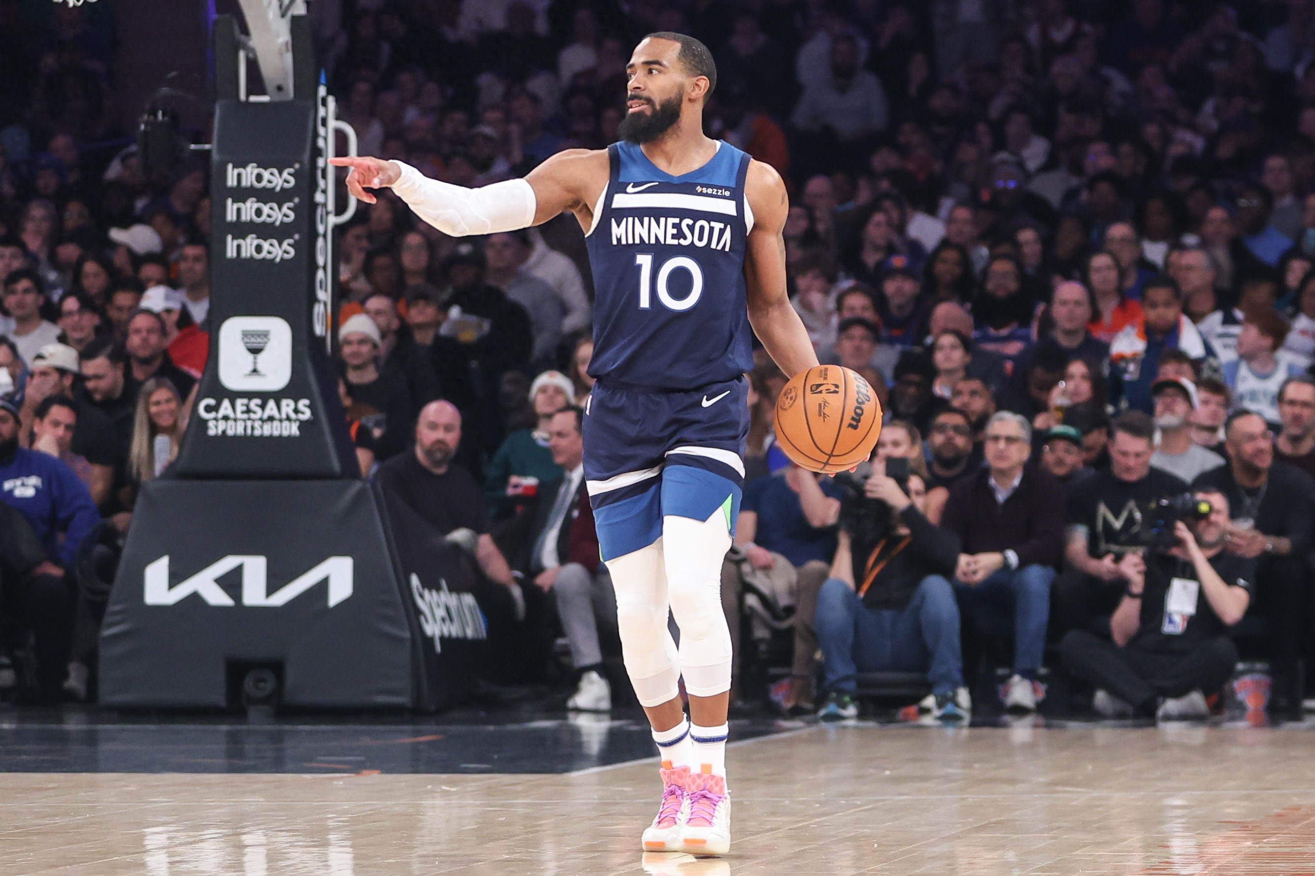 开云官网-森林狼主场击败篮网，抢下关键胜利