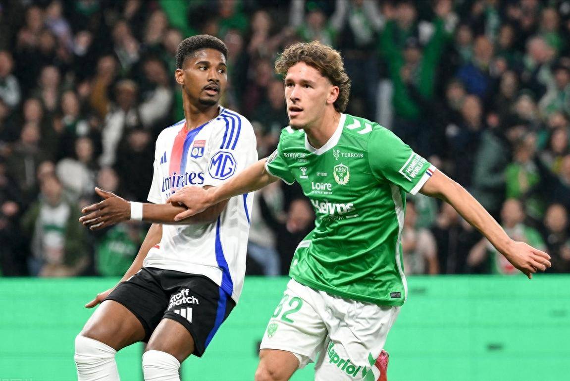 法甲新秀惊艳出场，带领球队晋级