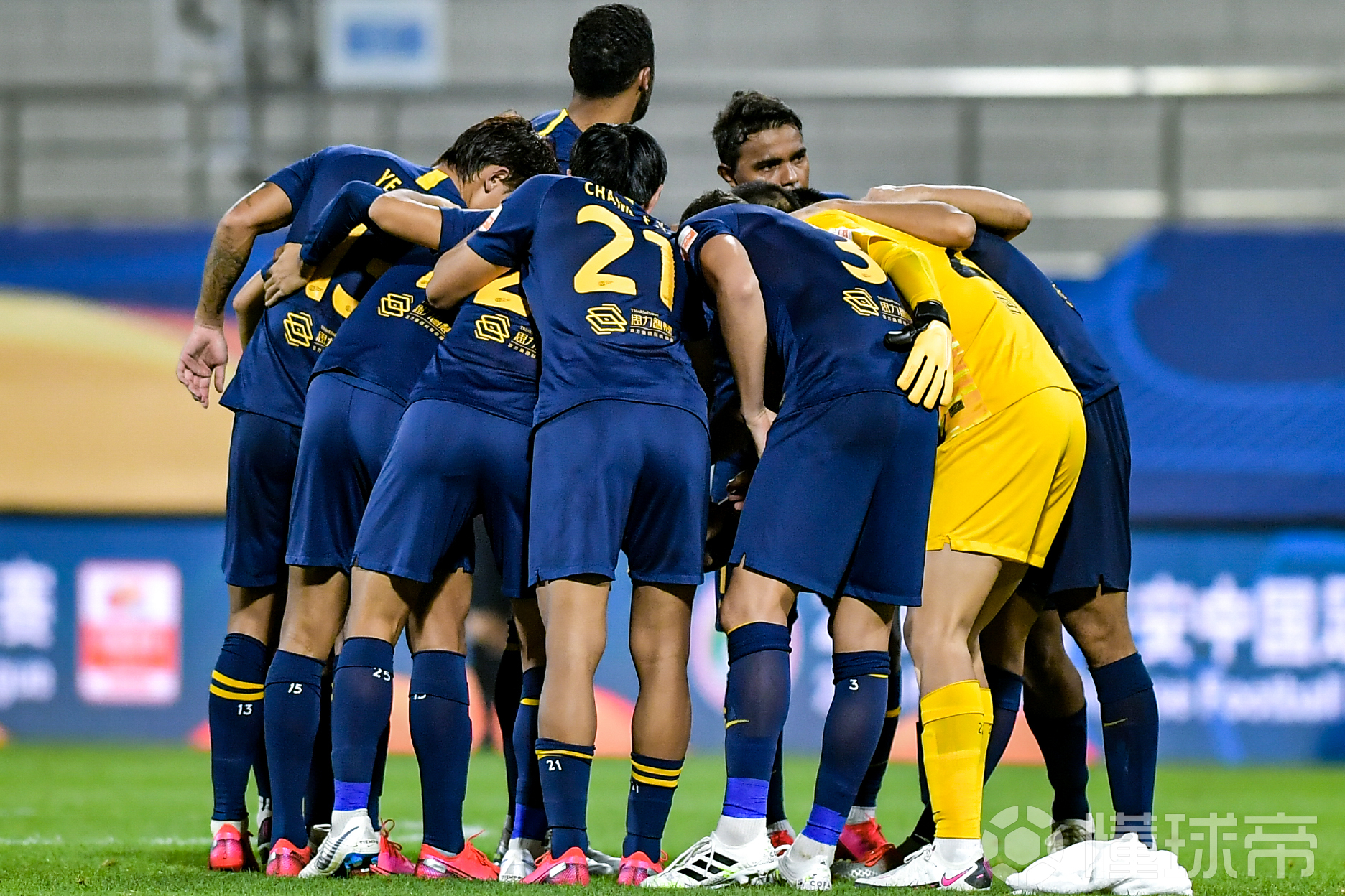 开云体育-深圳佳兆业客场击败广州富力，豪取三分的简单介绍