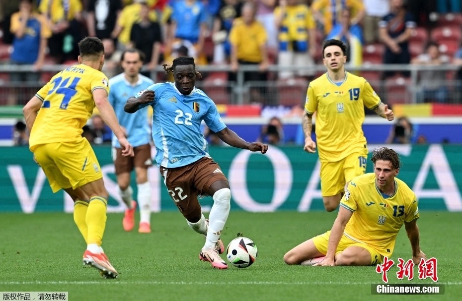 波兰战平乌克兰,欧洲杯预选赛小组格局再变的简单介绍 波兰战平乌克兰,欧洲杯预选赛小组格局再变的简单介绍