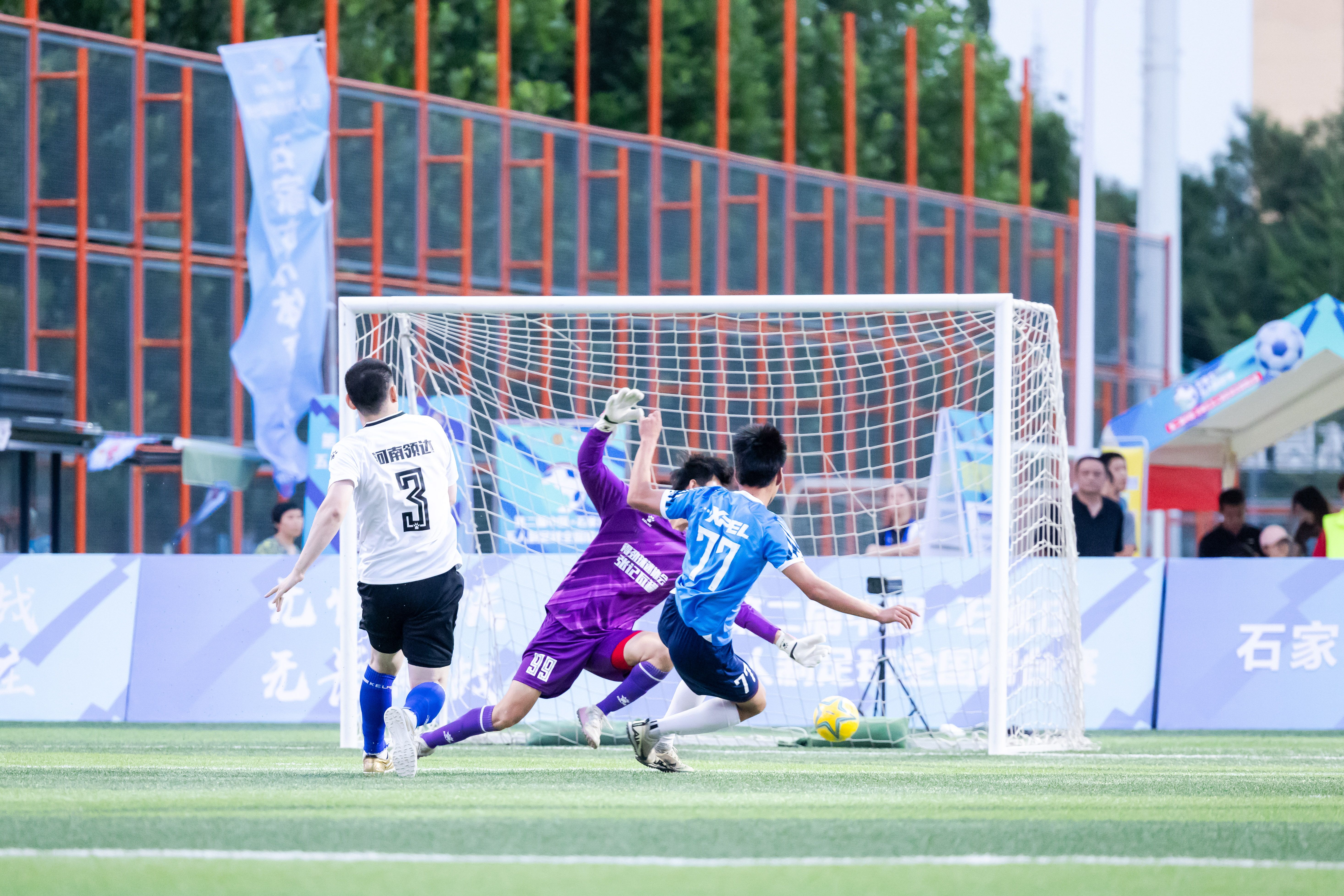 激情足球盛宴,中超球队燃情出击 激情足球盛宴,中超球队燃情出击