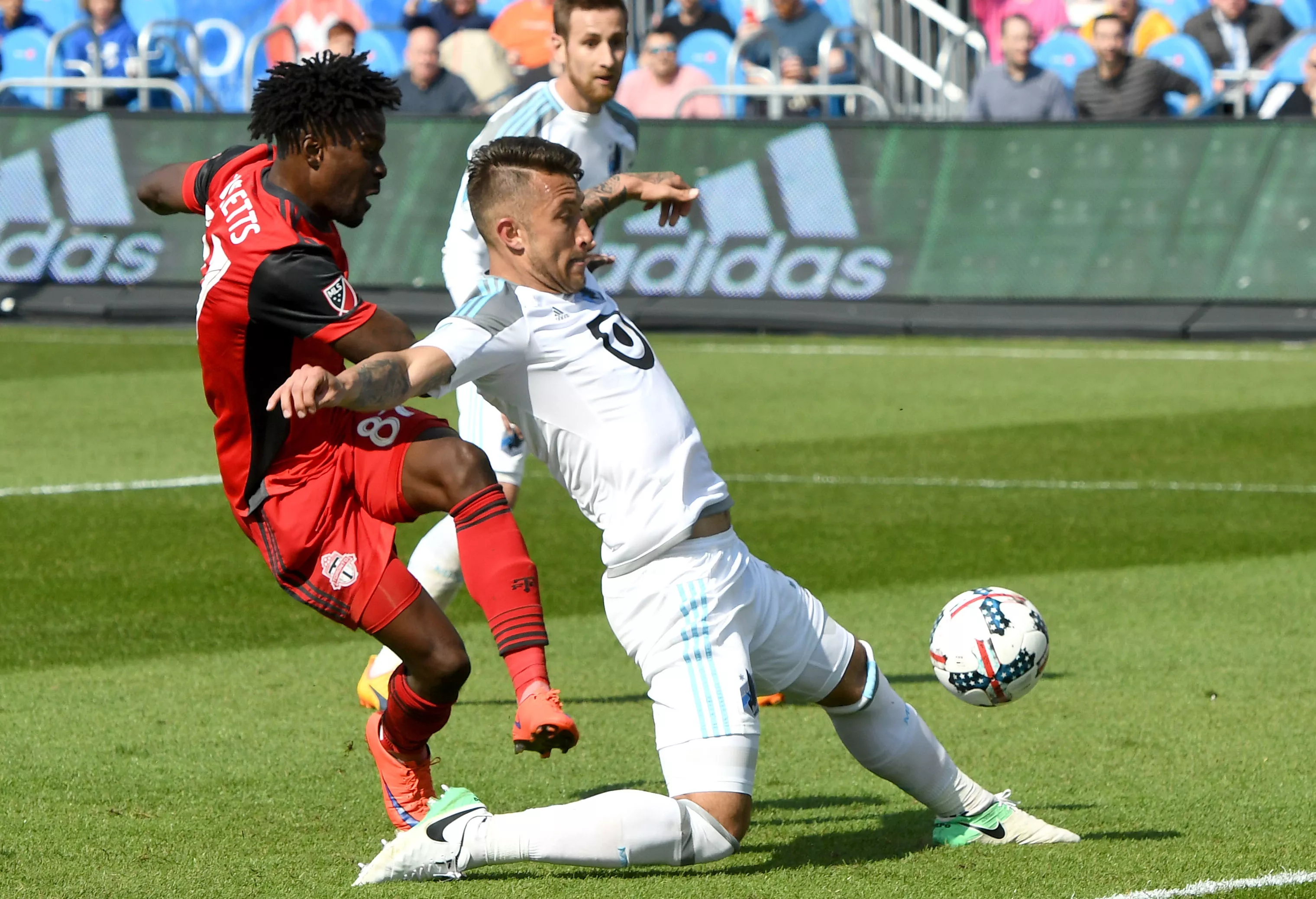 开云体育中国-汉诺威全取三分，实现惊艳逆袭的简单介绍