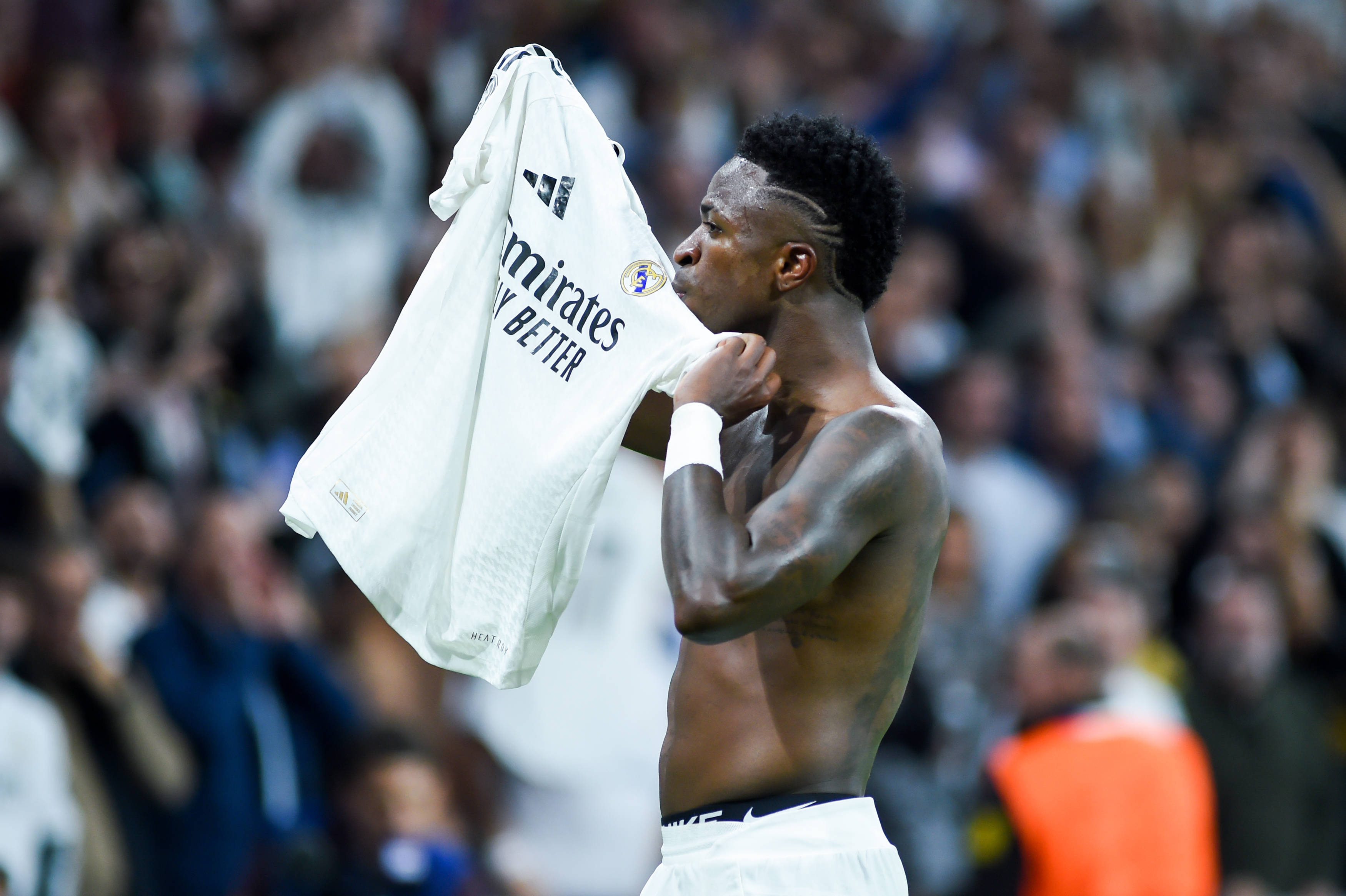 关于AC米兰前锋破门得分,帮助球队稳固领先的信息 关于AC米兰前锋破门得分,帮助球队稳固领先的信息