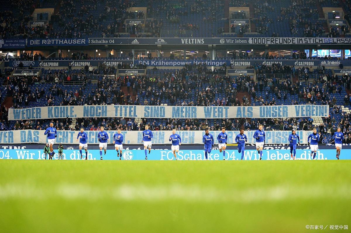 巴洛特利领衔米兰队惊险胜出