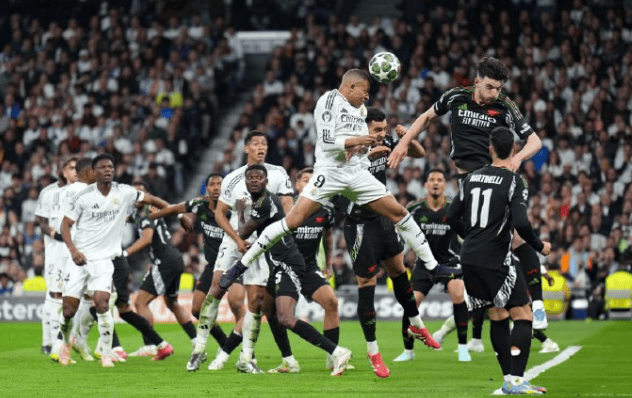 皇马客场战胜巴黎圣日耳曼，获得胜利