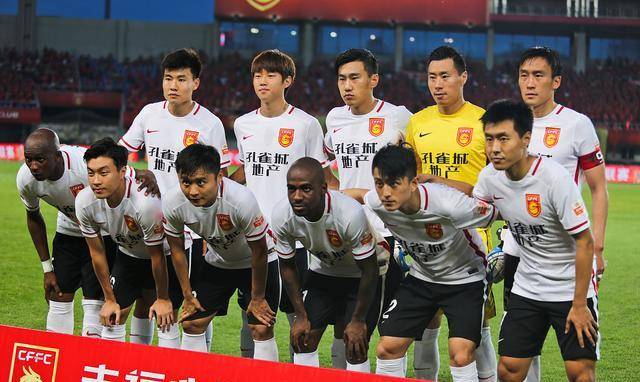 武汉卓尔客场战平河北华夏幸福