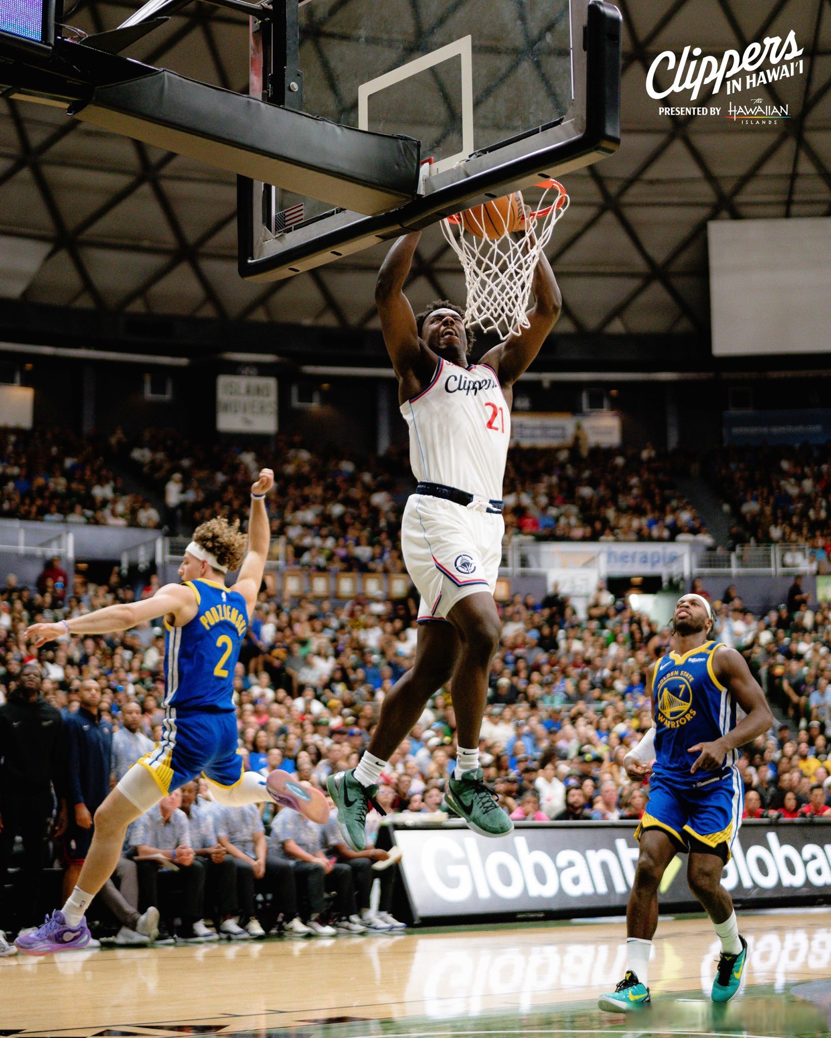 勇士挑战者联盟，快船惊险取胜