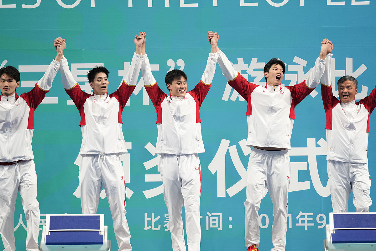 开云体育下载-韩国游泳选手全线爆发，夺得冠军