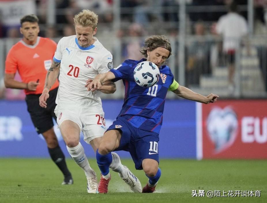 克罗地亚队在比赛中遭遇不利