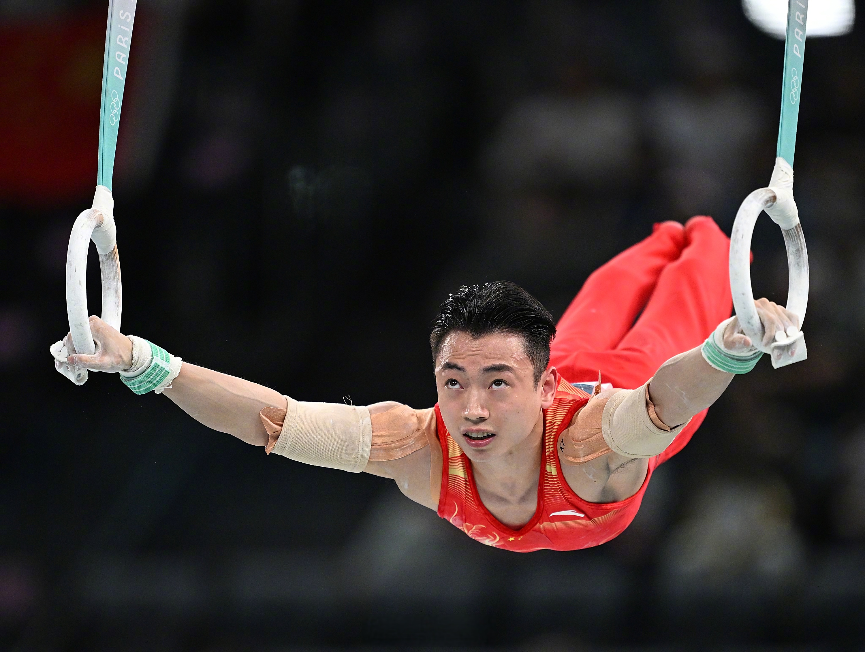 体操精英集结，争夺最高荣誉