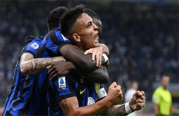 队员实力对决，惊心动魄一幕连连上演