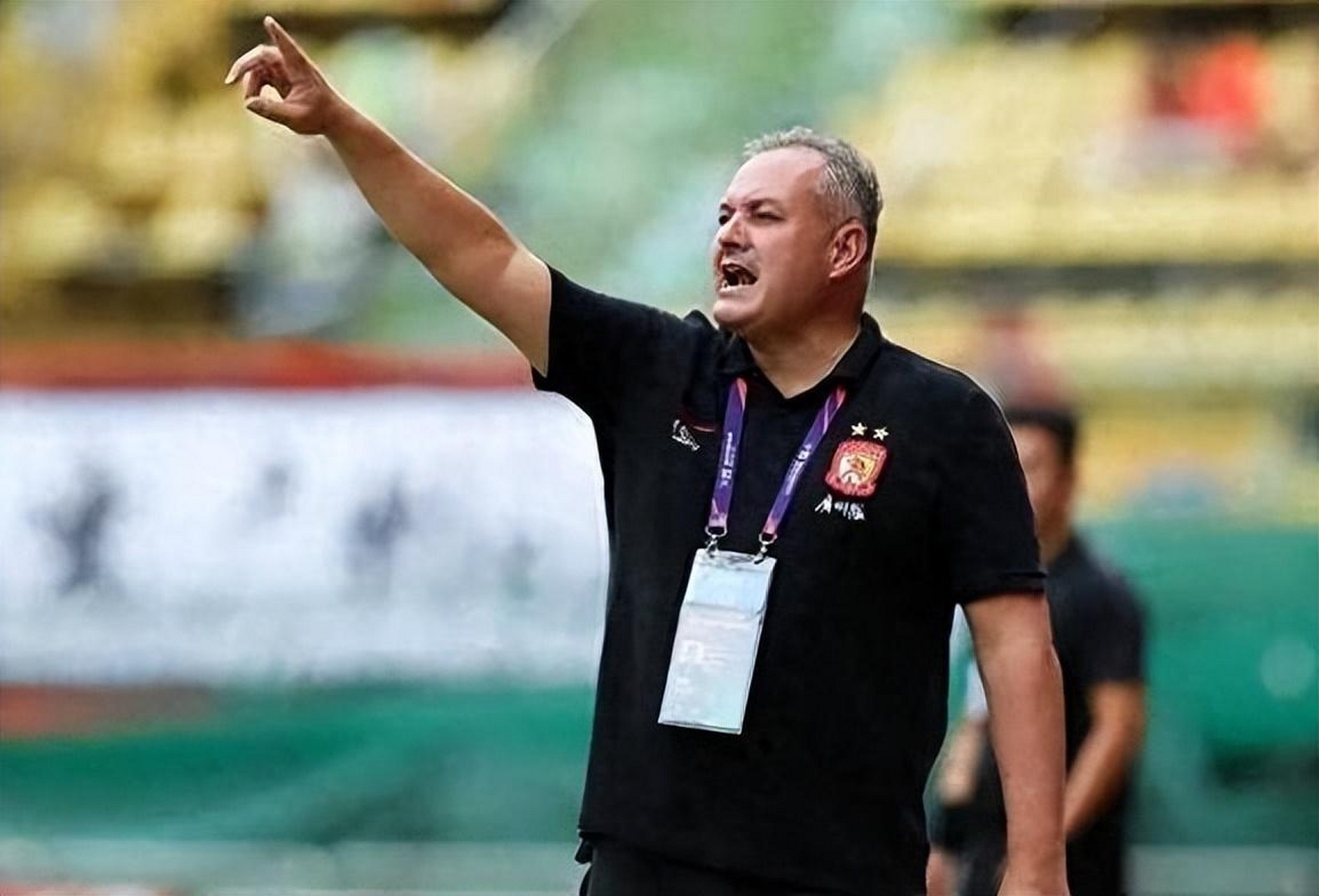 开云体育入口-教练组对战术进行调整，备战策略成熟