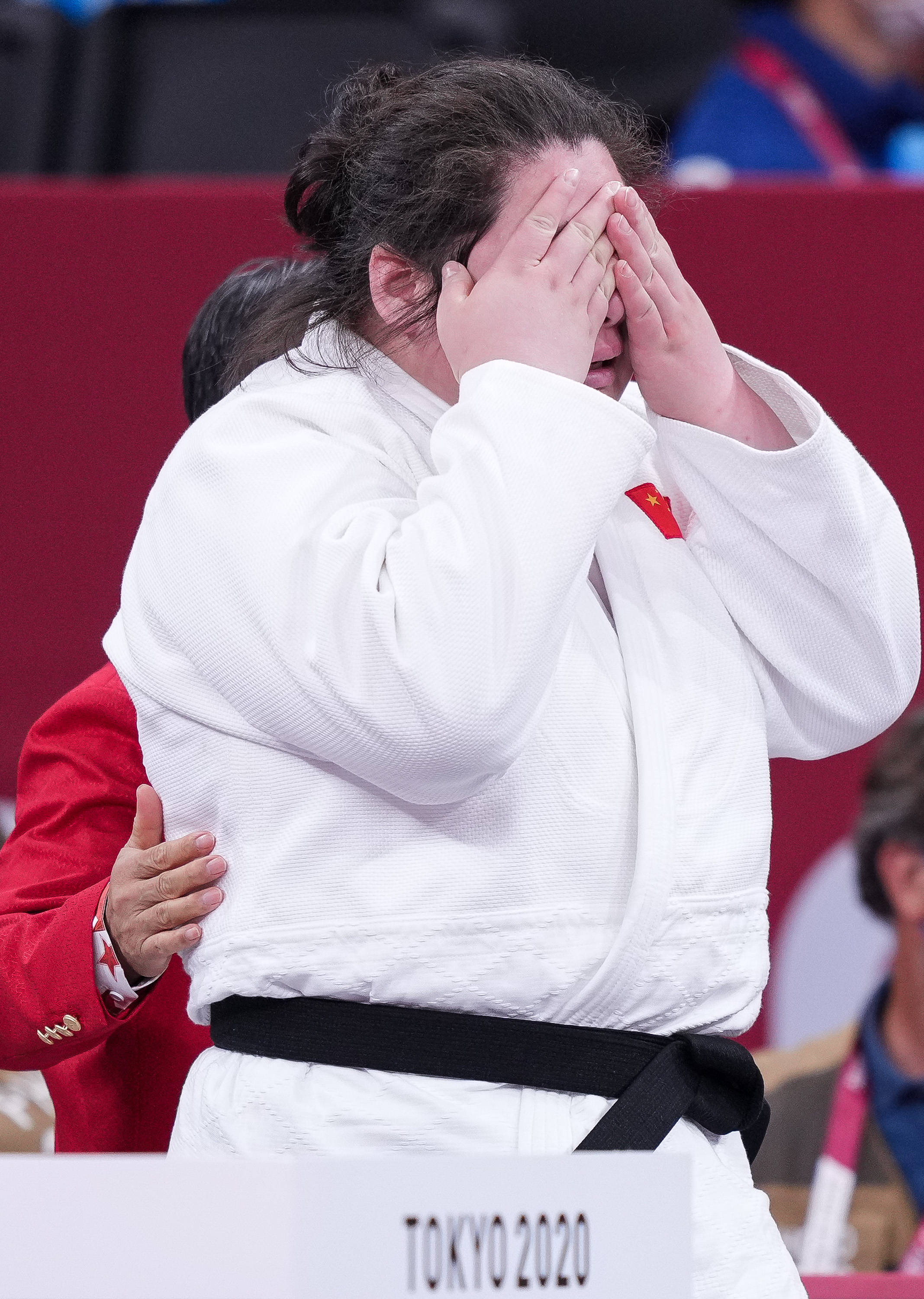 保加利亚队憾失胜机，精神受挫