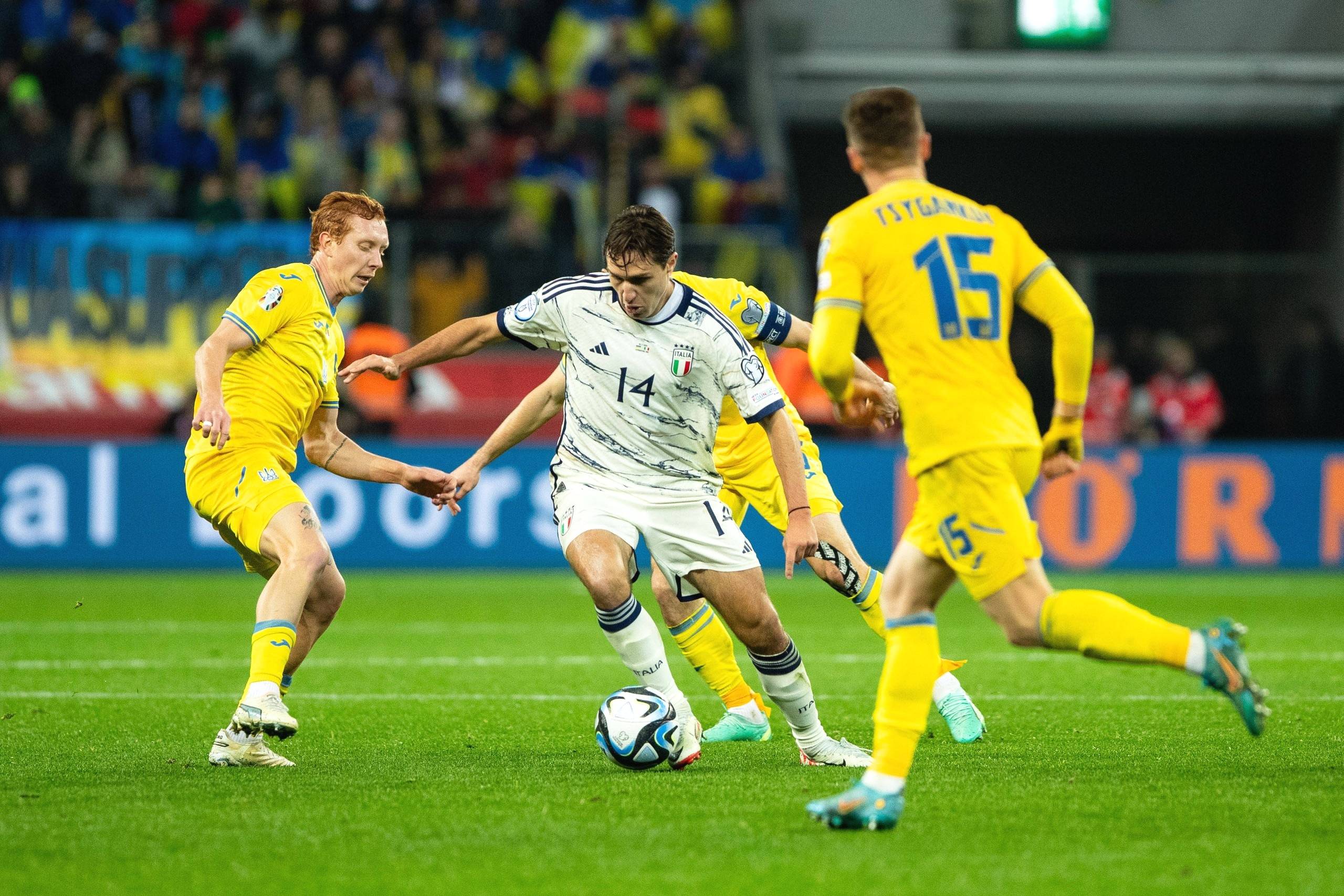 乌克兰战胜对手，晋级欧洲锦标赛