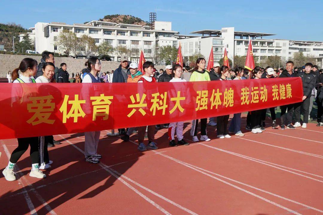 沉稳把控比赛节奏，领先优势稳步增长的简单介绍