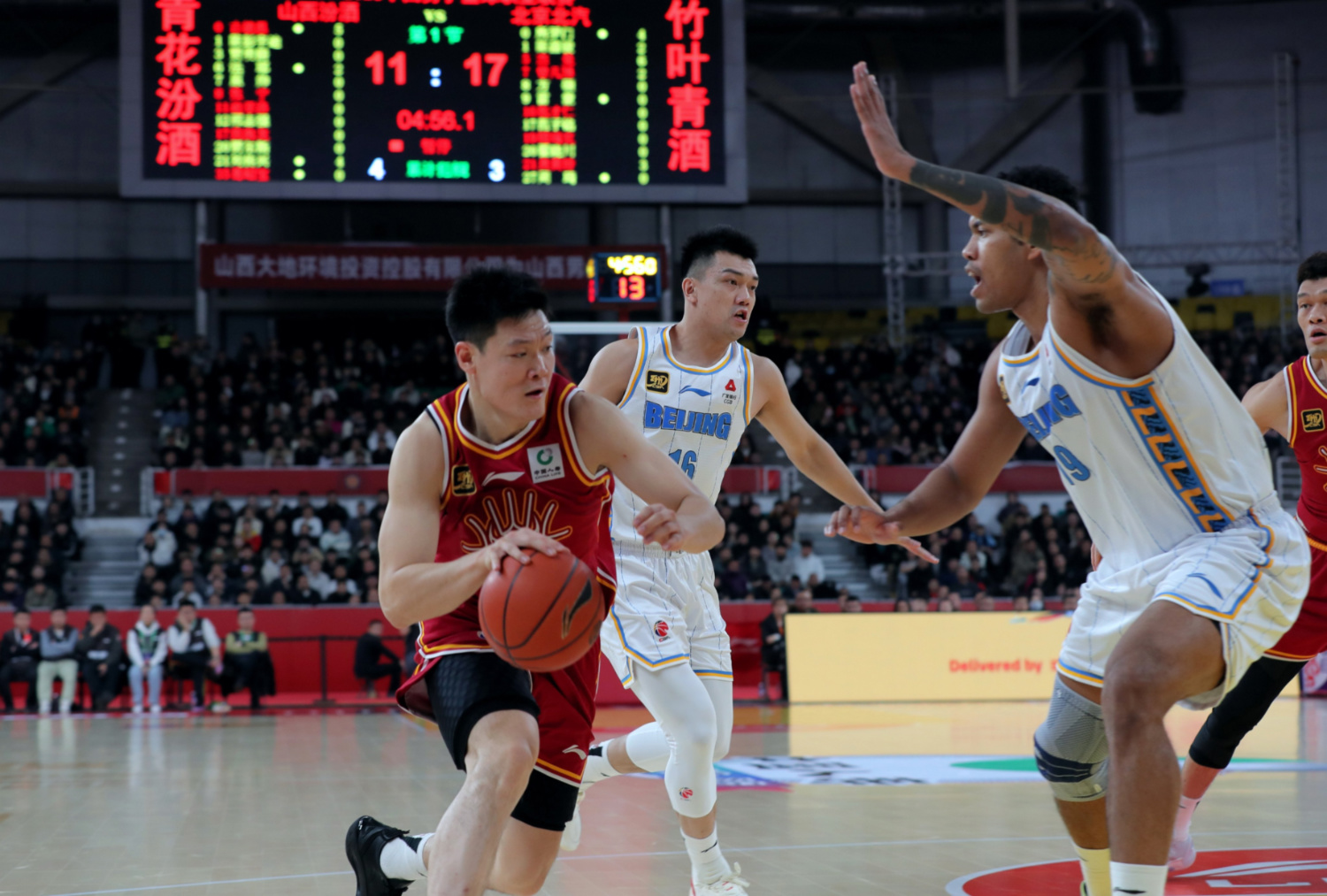 开云体育入口-山西队卫冕成功，夺得胜利稳固领先地位