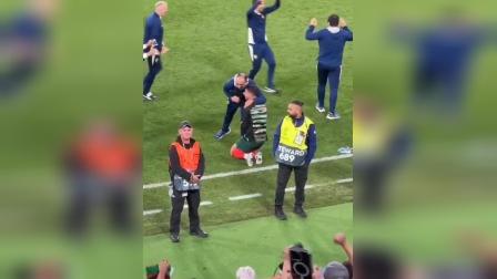 捷克中场打进制胜球,轻松击败科索沃 捷克中场打进制胜球,轻松击败科索沃