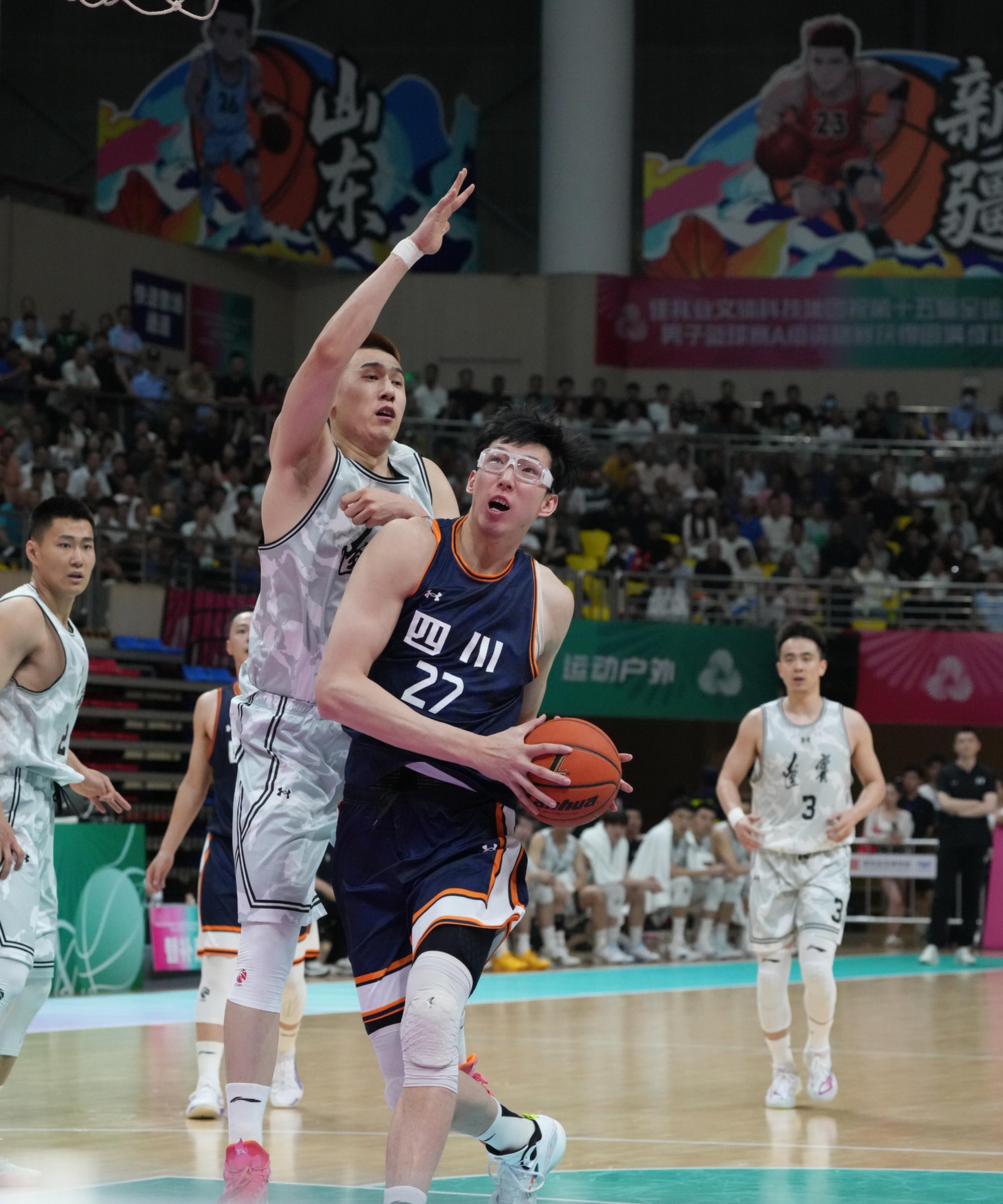 CBA球员私下聚餐引发风波，涉事球队受罚