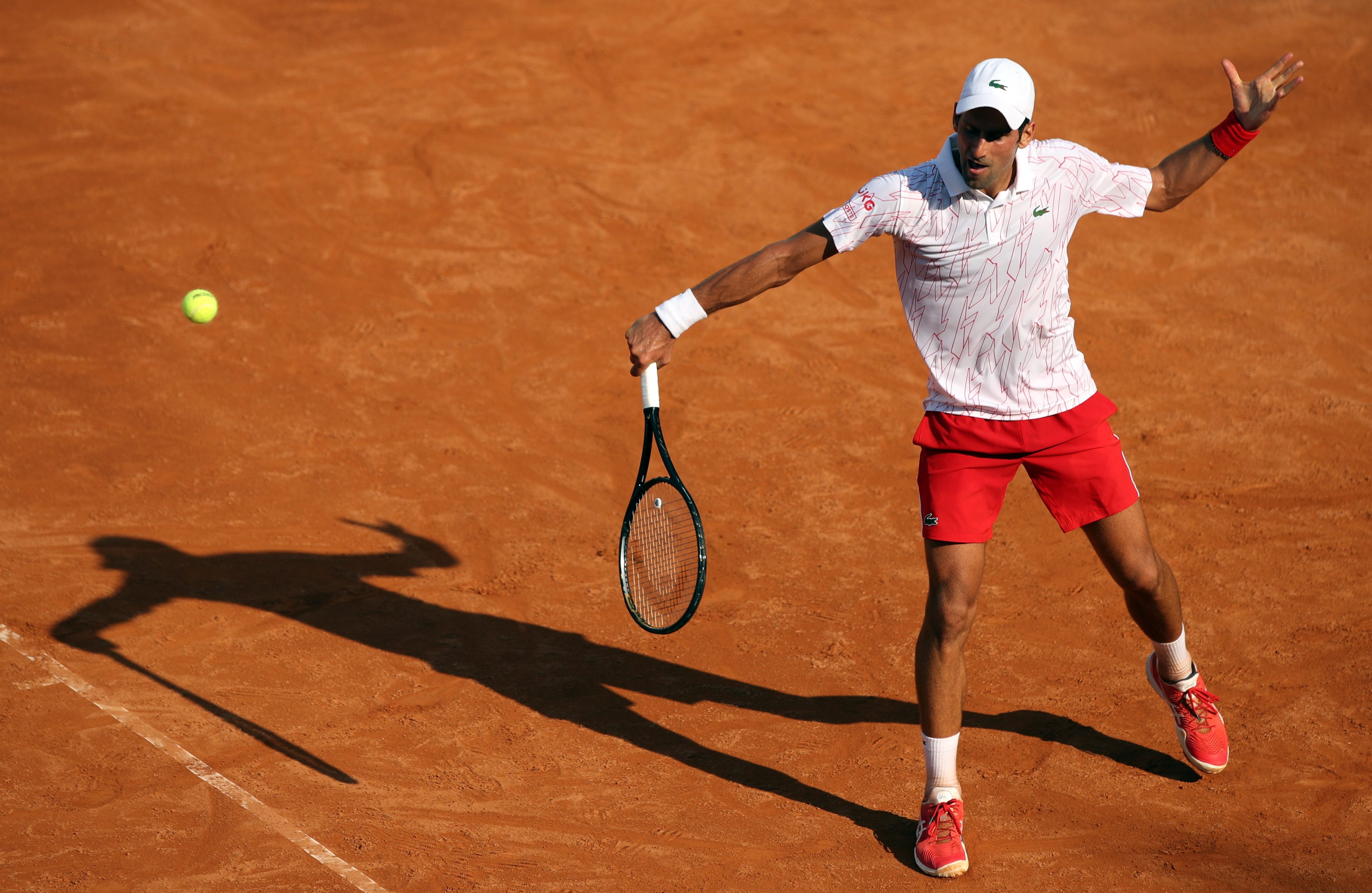 意大利现身八强，王者之路蜿蜒前行