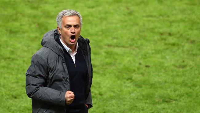 欧战中一位球员的惊人表现赢得掌声 欧战中一位球员的惊人表现赢得掌声