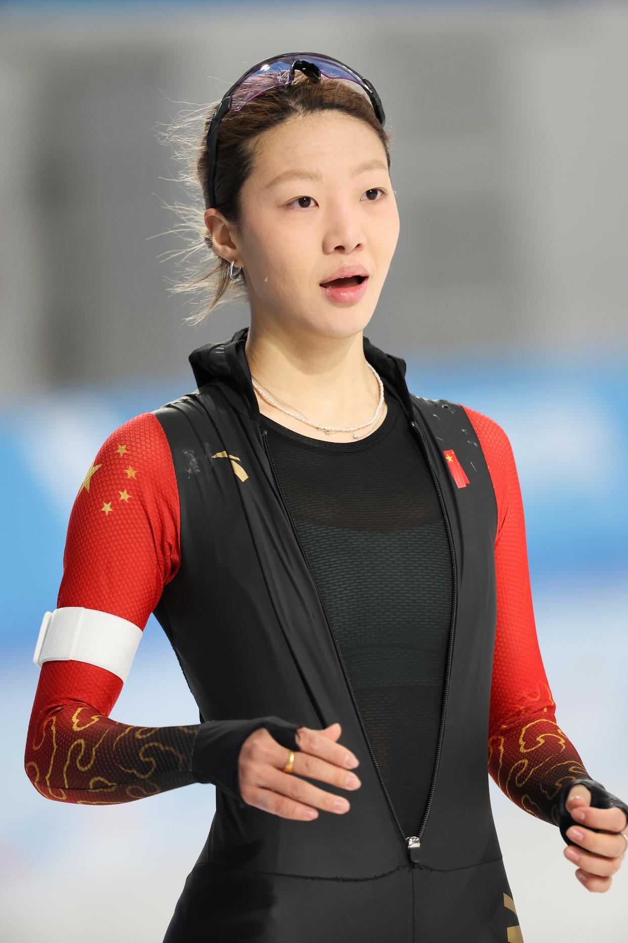 花样滑冰女选手炉火纯青，轻松获得金牌的简单介绍