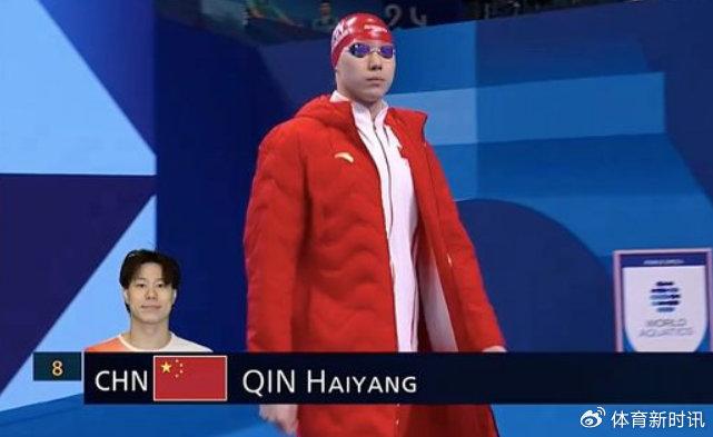 开云体育下载-英国游泳名将再度登顶，加冕王者