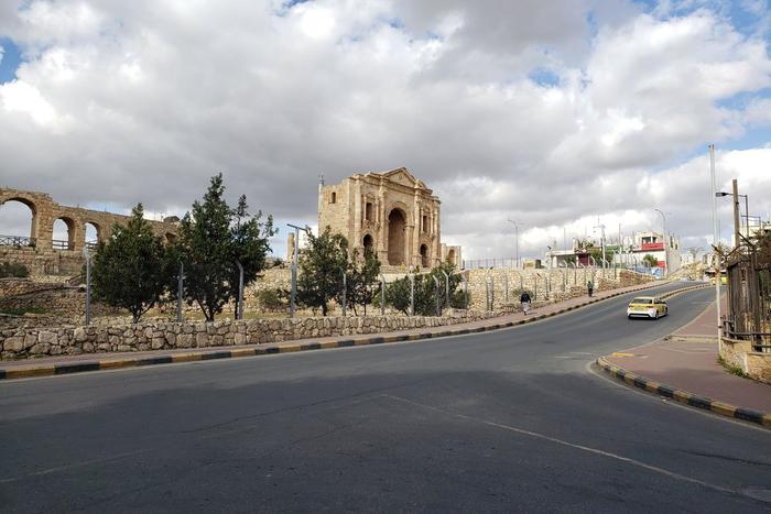 开云体育中国-约旦火热厮杀，欧预赛绽放激情