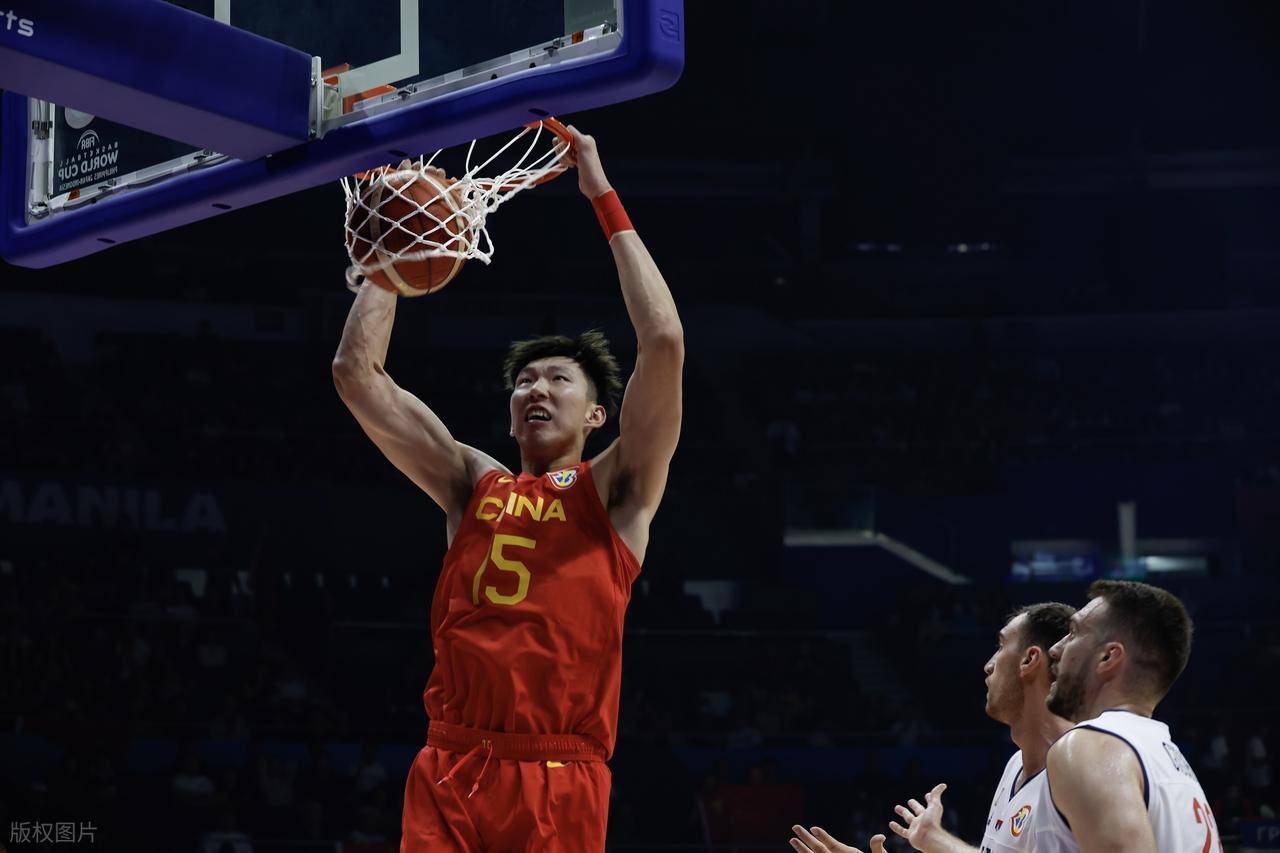 安徽男篮抢先获胜,带领球队迈向胜利 安徽男篮抢先获胜,带领球队迈向胜利