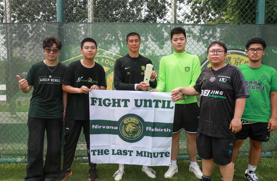 纳乌福斯队主场失球，争取反超需全队努力