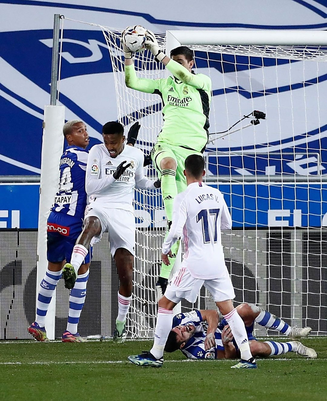 开云体育官方网站-皇家马德里全取三分，小组榜首的简单介绍