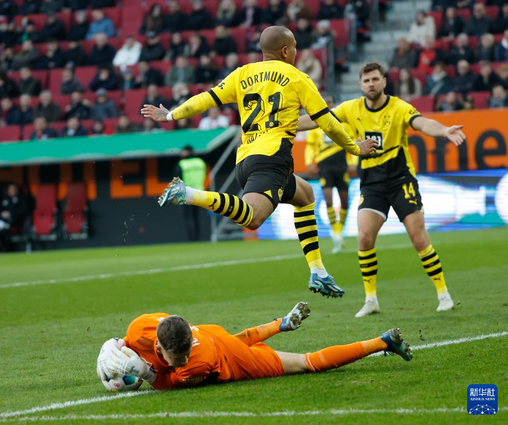 开云官网-奥格斯堡主场力克多特蒙德，取得胜利