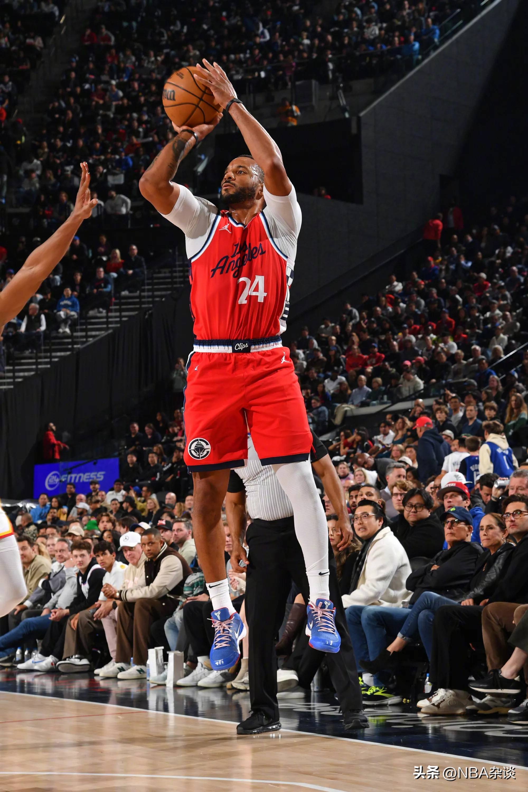 快船连胜晋级,下轮对阵老鹰 快船连胜晋级,下轮对阵老鹰