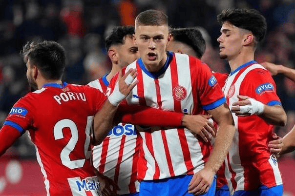 开云体育官方网站-皇家社会客场击败毕尔巴鄂，追赶积分榜前三的简单介绍