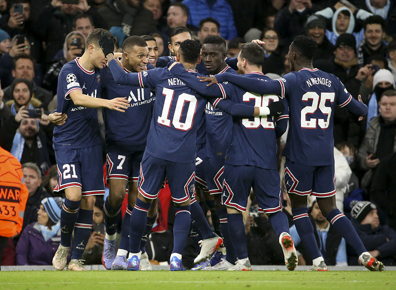 开云体育APP下载-圣埃蒂安主场两球击败尼斯，重返积分榜前列