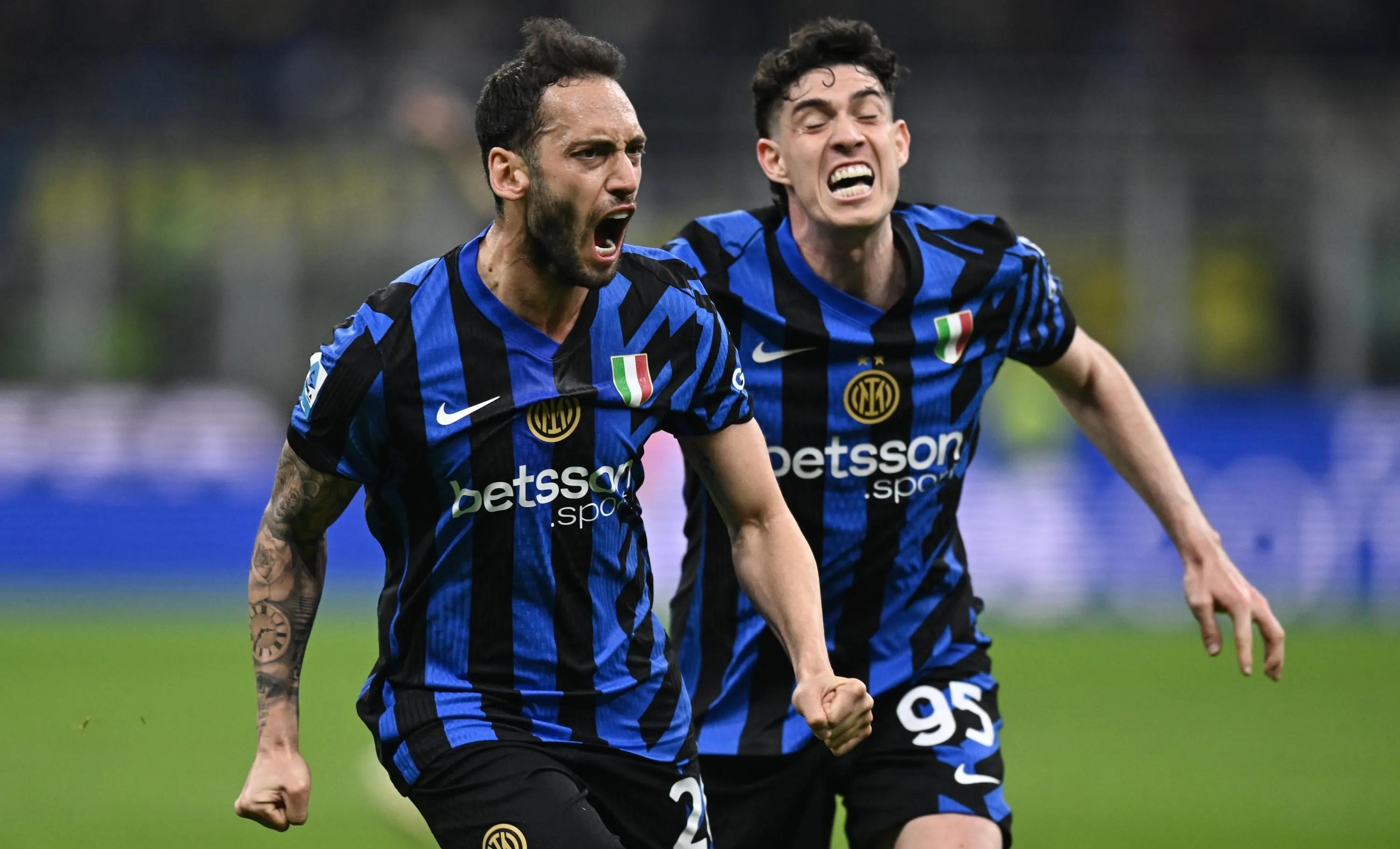 开云体育官网-国米客场大胜帕尔马，攻守平衡完美