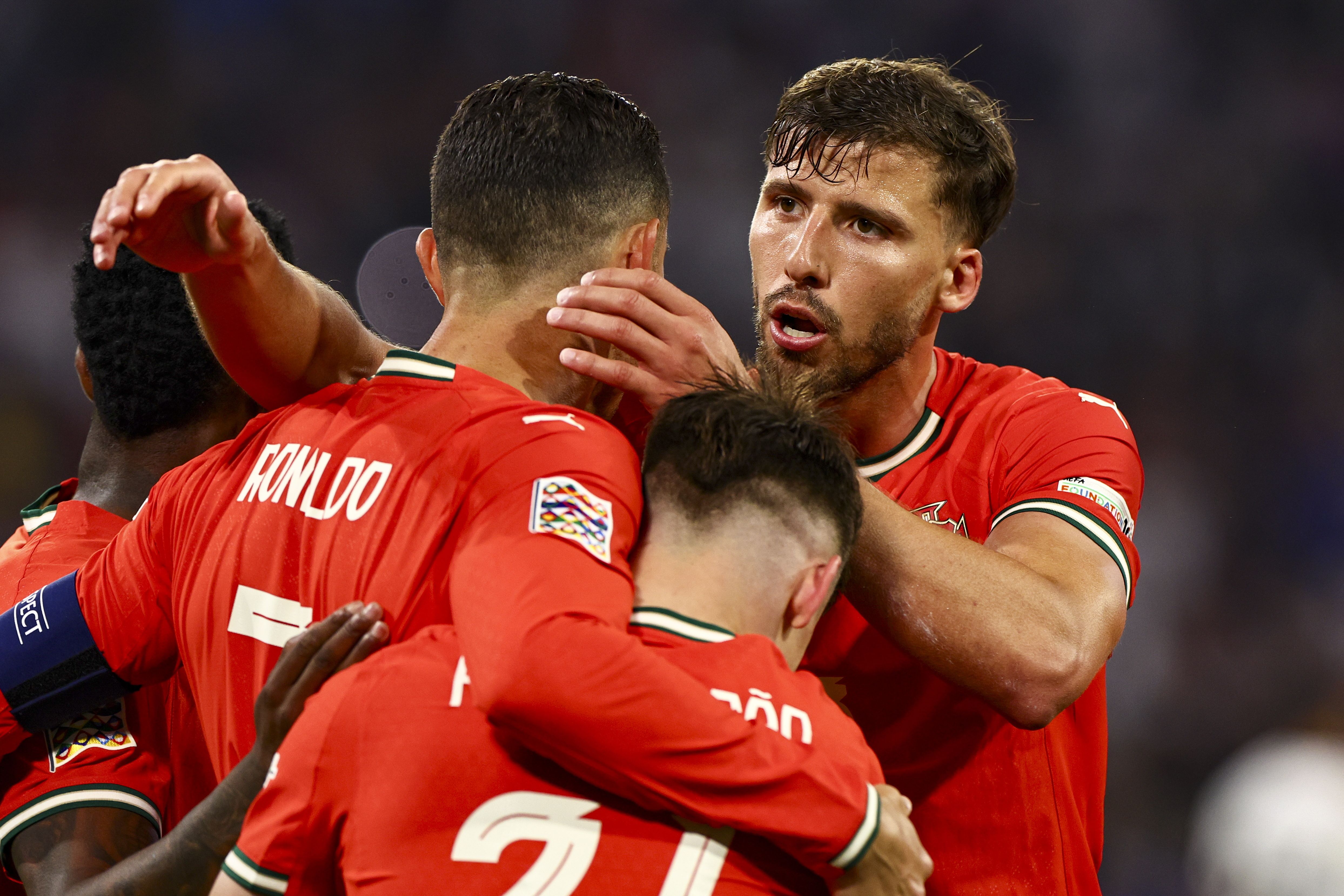 欧国联比赛精彩纷呈,球迷眼睛为之一亮 欧国联比赛精彩纷呈,球迷眼睛为之一亮