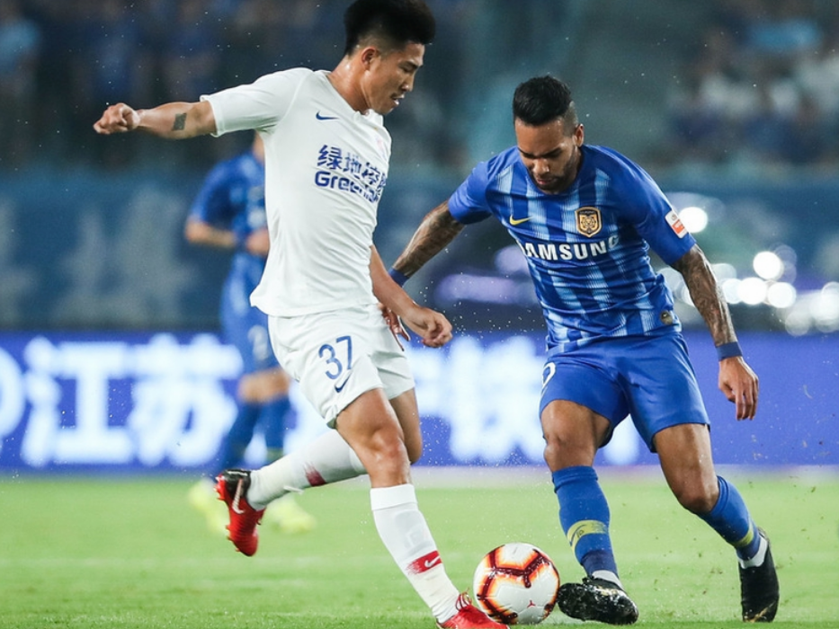 诺里奇双方各有进球，保级任务艰巨