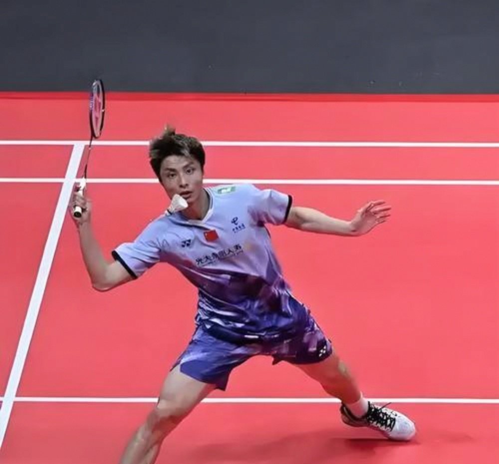 泰国队鏖战印度队，石宇奇带队取胜