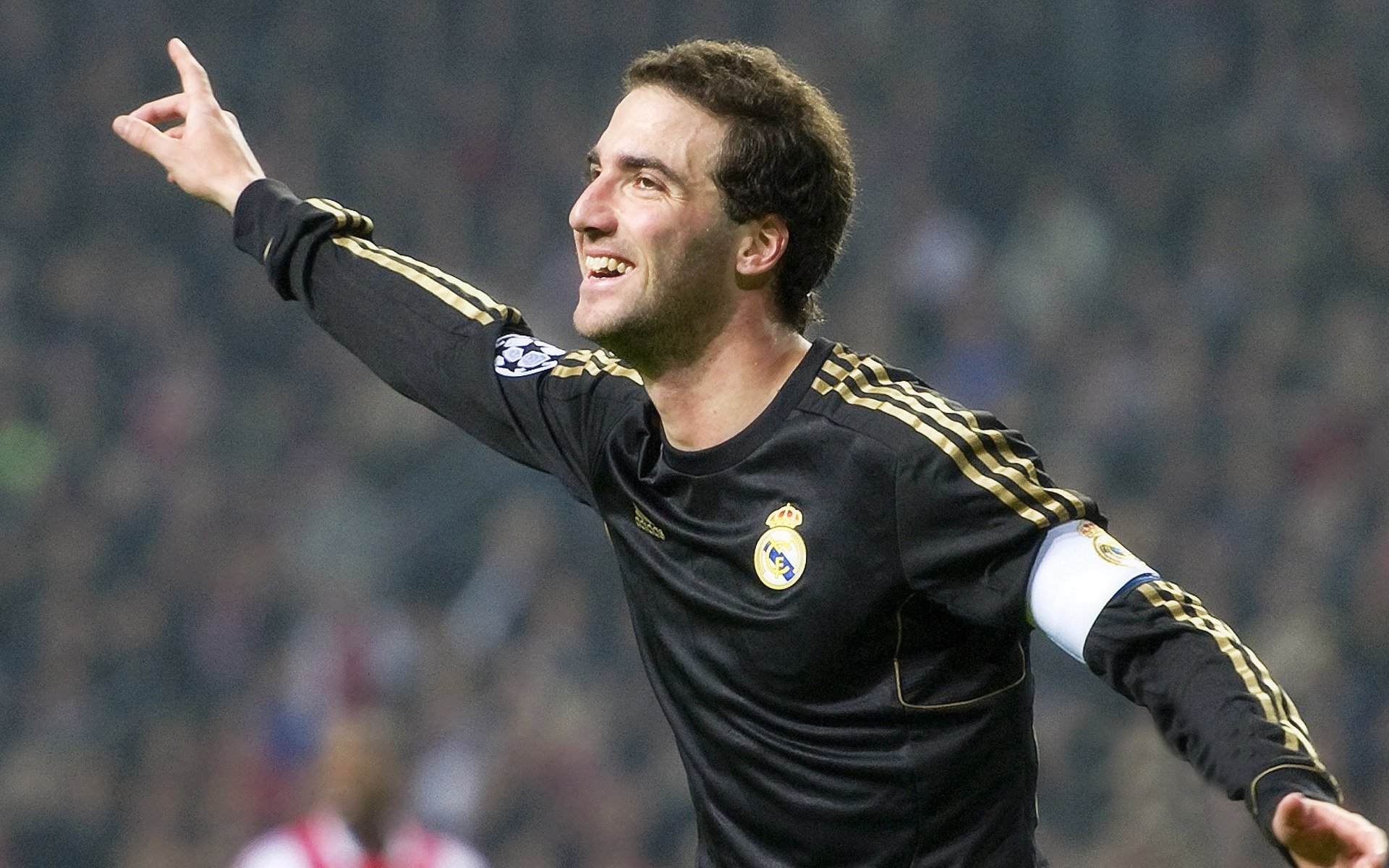 法老与铁闸,当巴黎的星光在罗德里的绿茵史诗前黯然失色