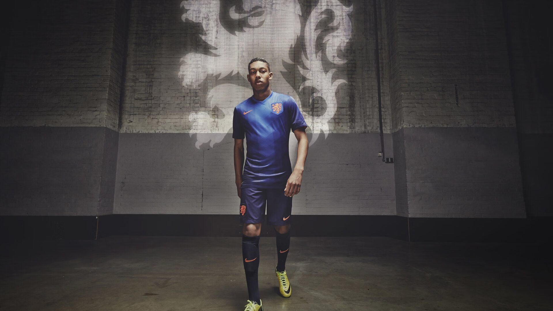 终场哨响后的真相，裁判视角下那不勒斯绝杀与哈弗茨的隐忍荣光